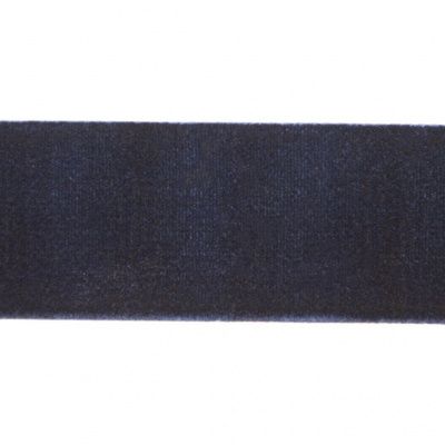 Лента бархатная нейлон, шир.25 мм, (упак. 45,7м), цв.180-т.синий - купить в Твери. Цена: 800.84 руб.